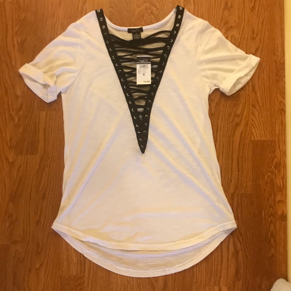 Rue 21 top